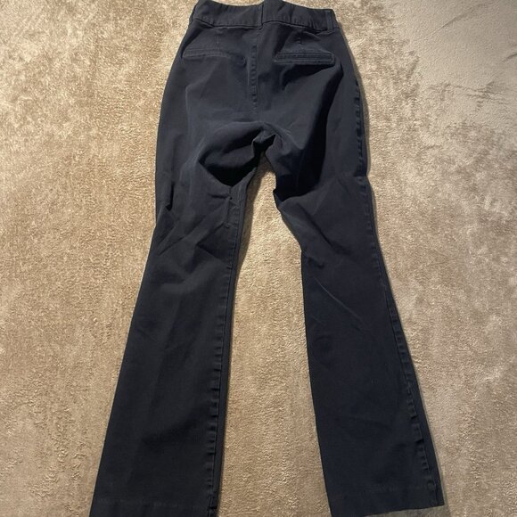 Old Navy Pants Womens Sz 6 High Rise Pixie Flare Black Secret Smooth Pocket - Picture 3 of 6